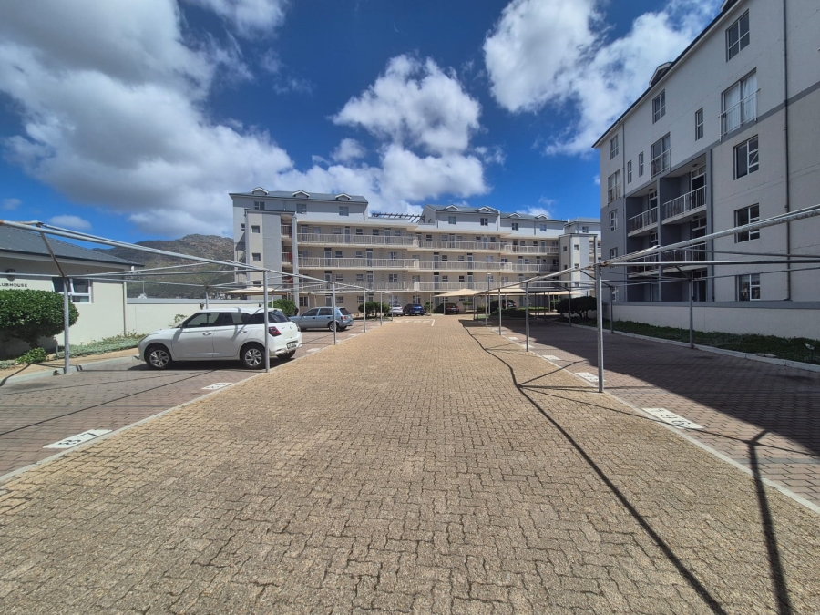 To Let 1 Bedroom Property for Rent in Muizenberg Western Cape